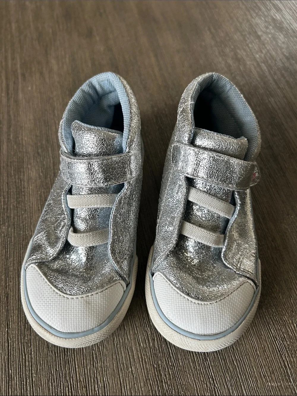 see Kai run Drew Silver, Gently Used, Size 9.